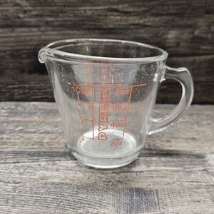 VTG Pyrex 508  Measuring Cup 1 Cup 8oz. Red Lettering Open J Handle Glass 1970's